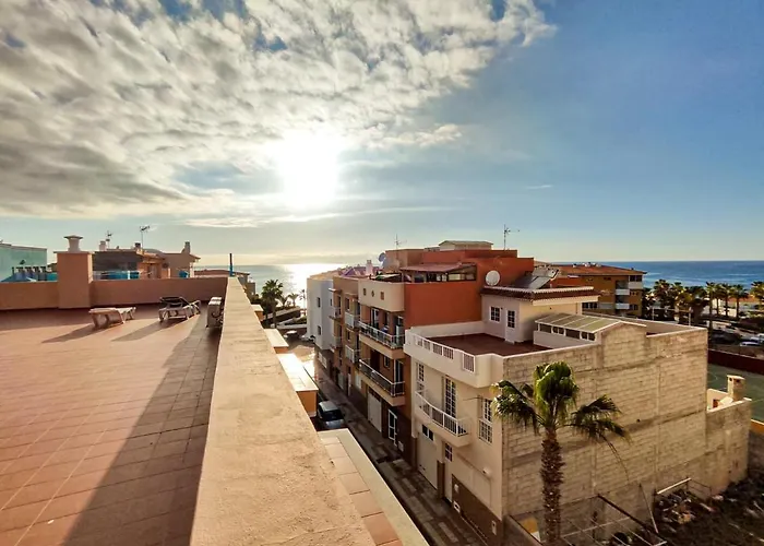 Beautiful Apartment With Ac Just Steps From The Sea In Playa San Juan