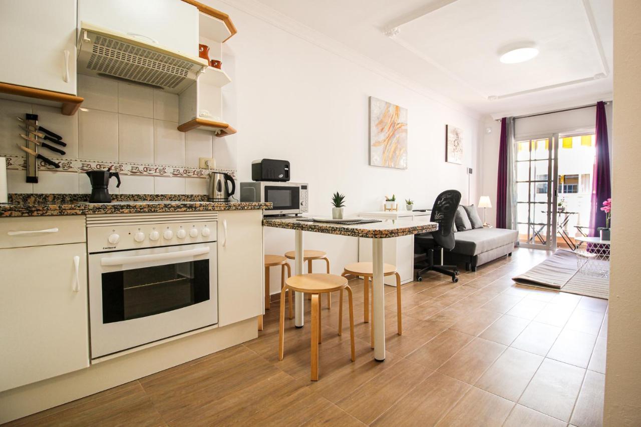 Beautiful Apartment With Ac Just Steps From The Sea In Playa San Juan Apartment